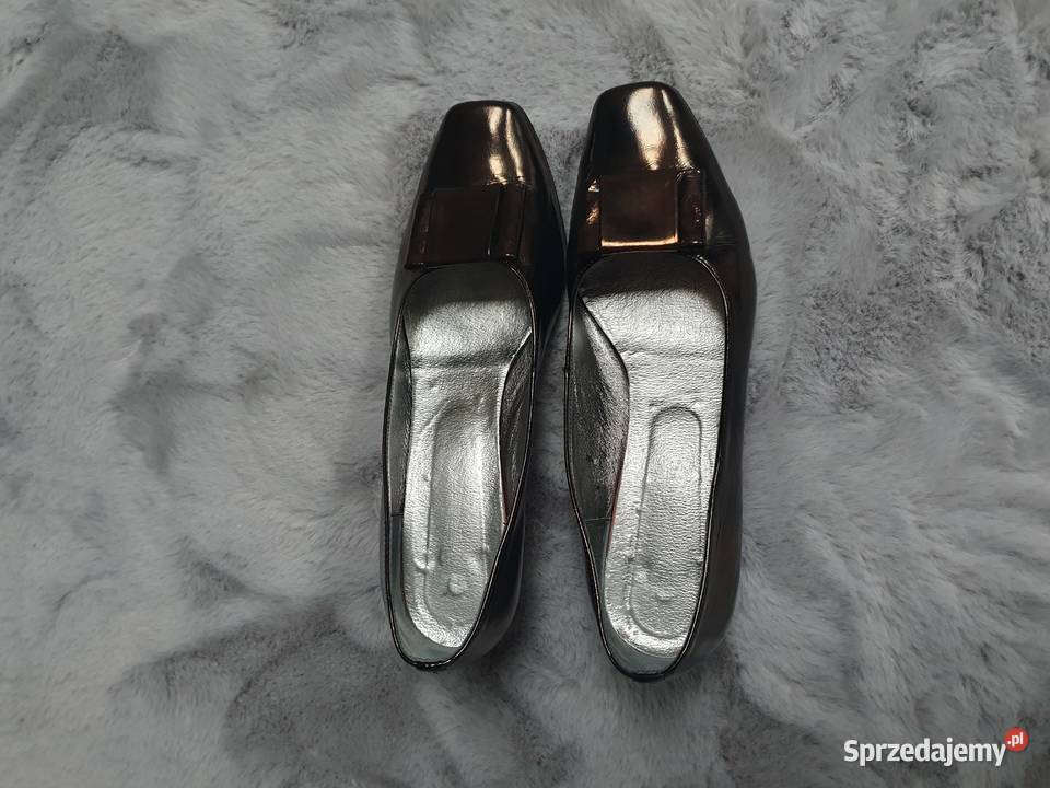Buty brązowe lakierowane 40 Sprzedam Warszawa