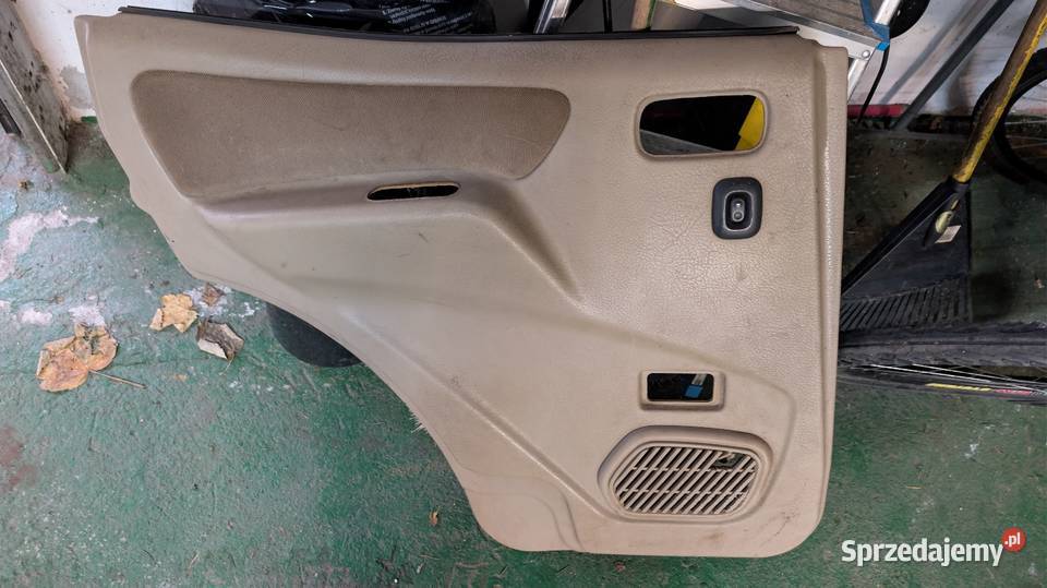 Nissan Terrano 2 boczki drzwi tapicerka 200000km Gorzów Wielkopolski