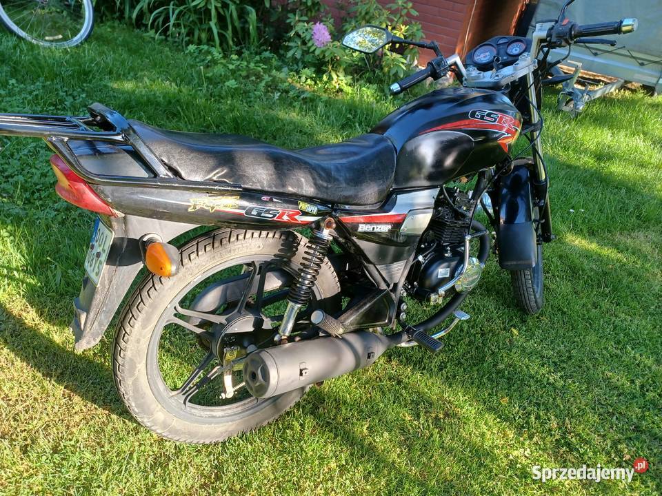 Benzer GSR 50 z pionowym silnikiem