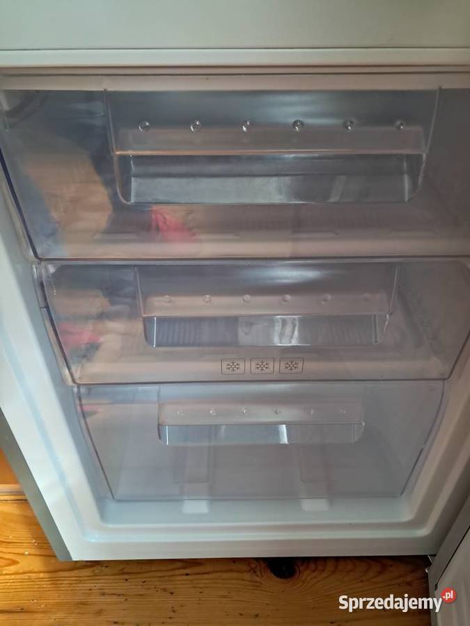 sprzedam lodówkę MPM 215kb39 w kolorze inox Stan Lodówki i zamrażarki świętokrzyskie Sandomierz