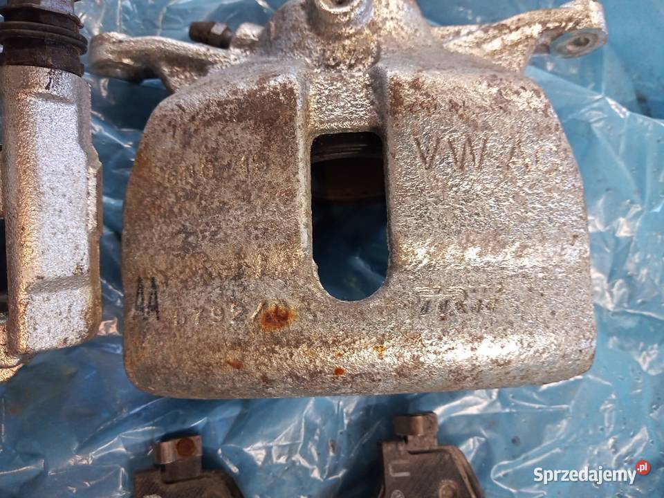 Vw gol 7 orginalne zaciski plus klocki osobowe Mikołów