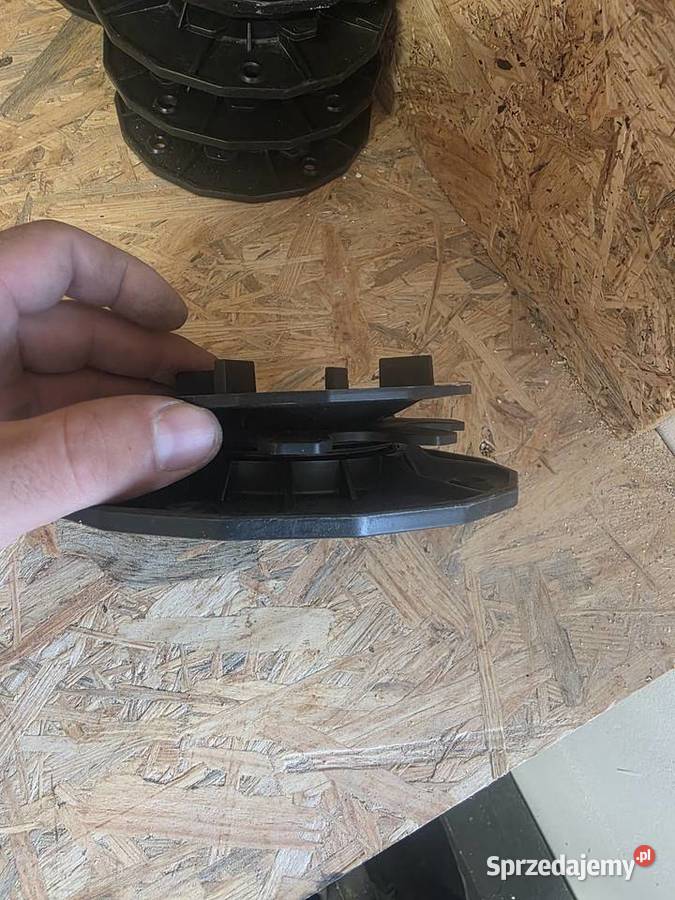 Wsporniki pod płyty z głowicą samopoziomującą wielkopolskie Włoszakowice