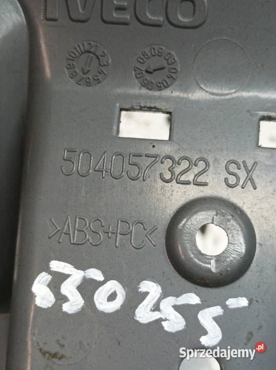 OSŁONA UCHWYT NA KUBEK CUP HOLDER LEWY