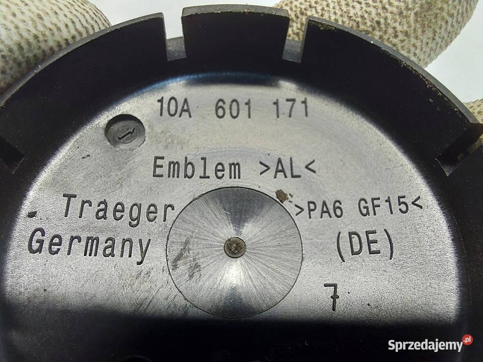 VW ID4 11A 2024r SUV 5D DEKIELEK 10A601171