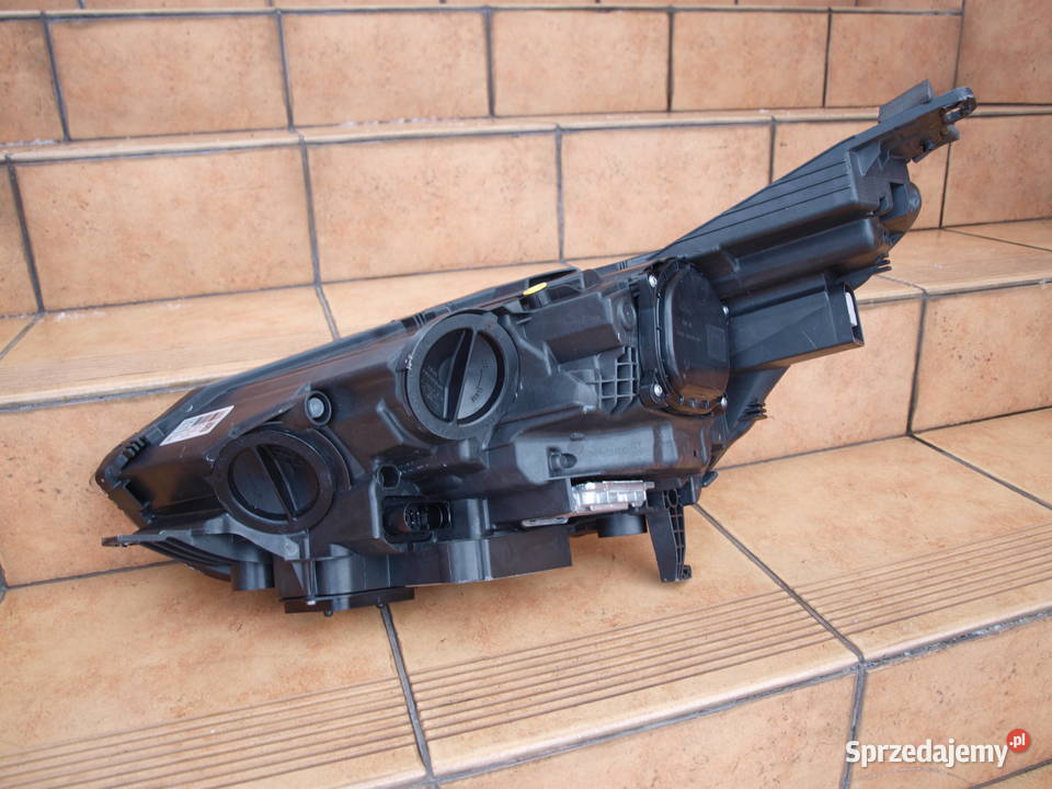 Ford C lampa prawa przód xenon Led 2015 2020r lampy przednie Kalisz