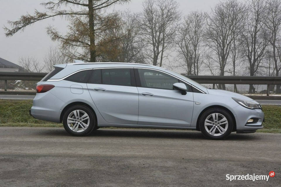 Opel Astra 16CDTI doinwestowany bezwypadkowy Sędziszów Małopolski