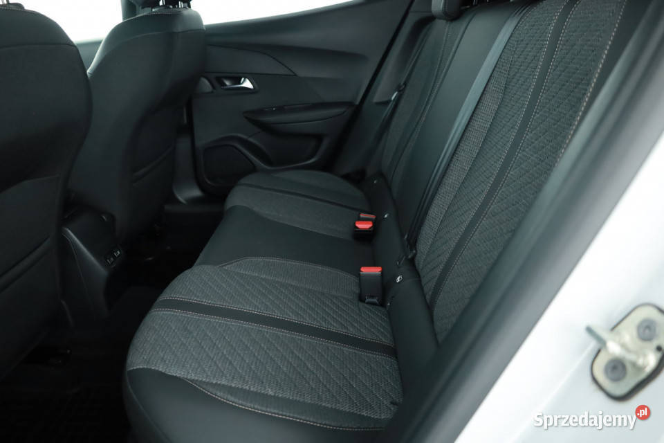 Peugeot 2008 12 PureTech Piaseczno