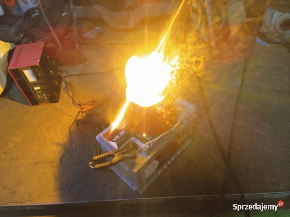 Elektra LB3 kogut PRL żuk nysa polonez 125p 126p lampy ostrzegawcze