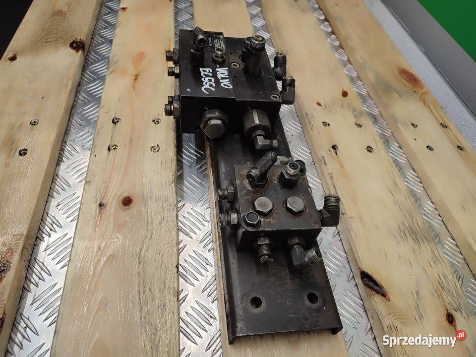 Blok zaworowy 14653827 Volvo Wilkowo