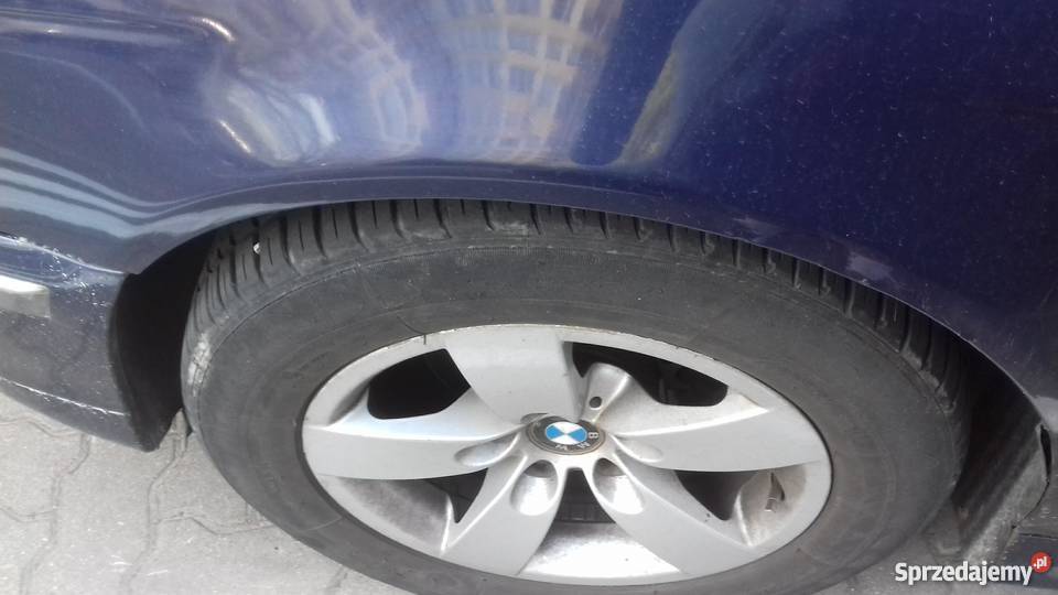 BMW E39 520I LPG alufelgi, szyberdach, przyciemnione szyby
