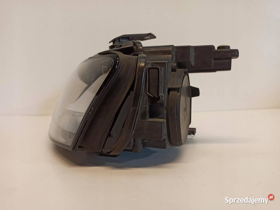 LAMPA LEWY PRZÓD A4 B8 SEDAN 8K0941003M RHD