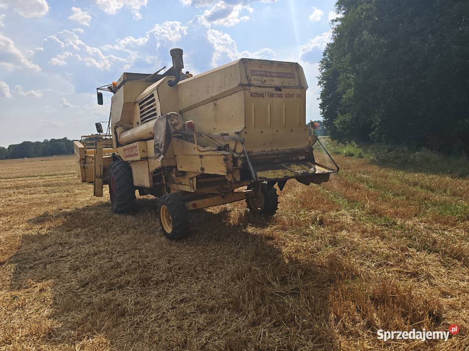 Kombajn zbożowy Holland 8050 Zbożowe Huszlew