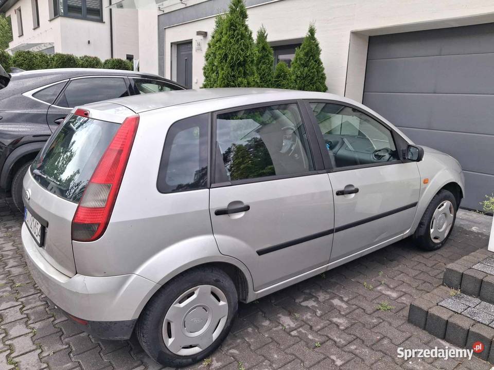 Ford Fiesta 2004 okazja Warszawa sprzedam
