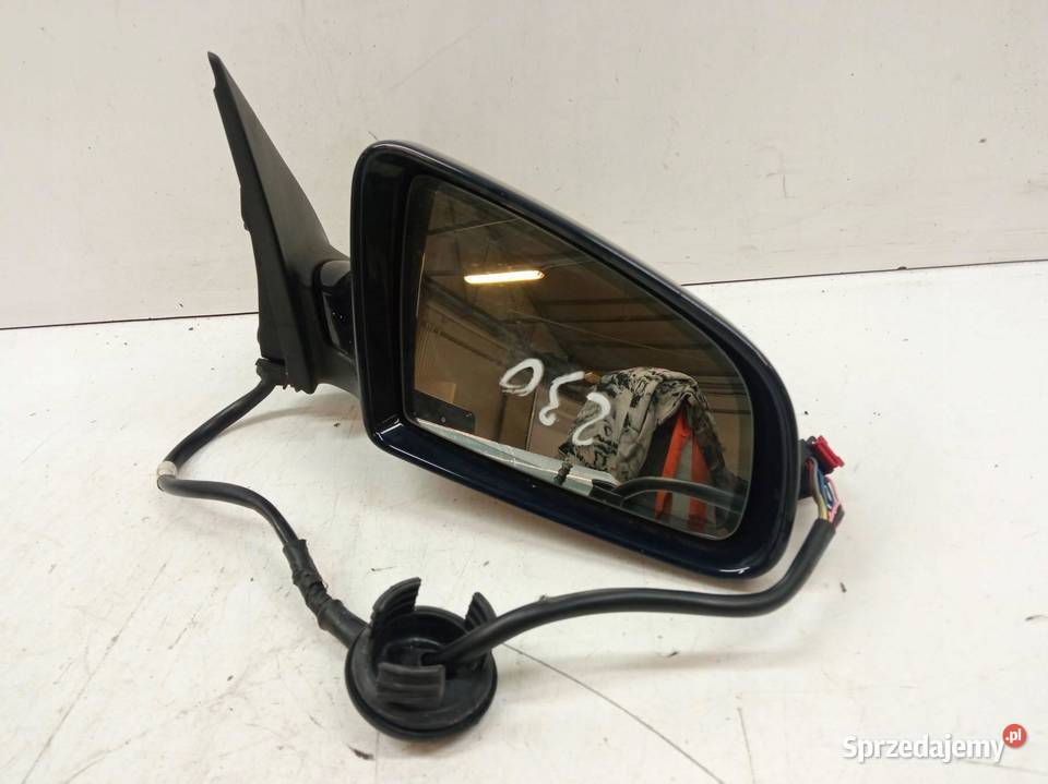 LUSTERKO PRAWE 15PIN EUROPA LZ5D Audi A6 III