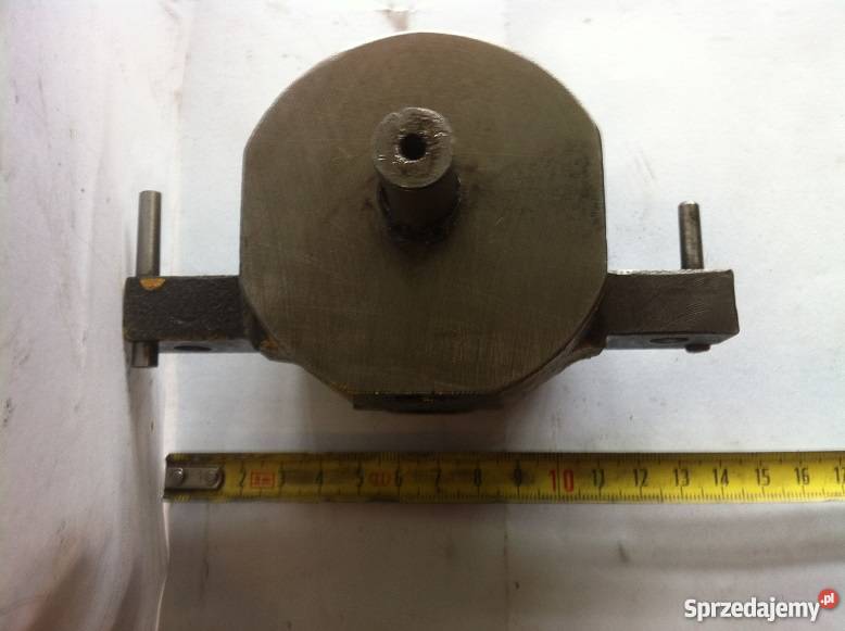 Pompa olejowa do frezarki FWD32601273528 sprzedam