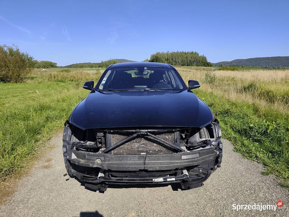 BMW SERIE1 uszkodzony Seria 1 Kostarowce