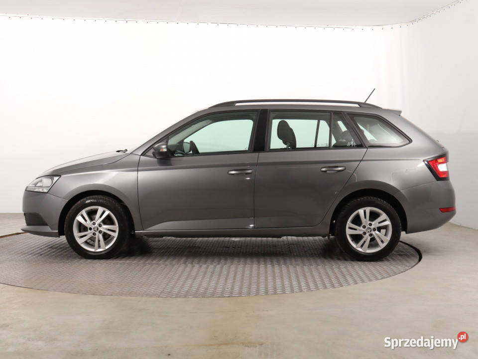 Skoda Fabia 10 TSI relingi dachowe