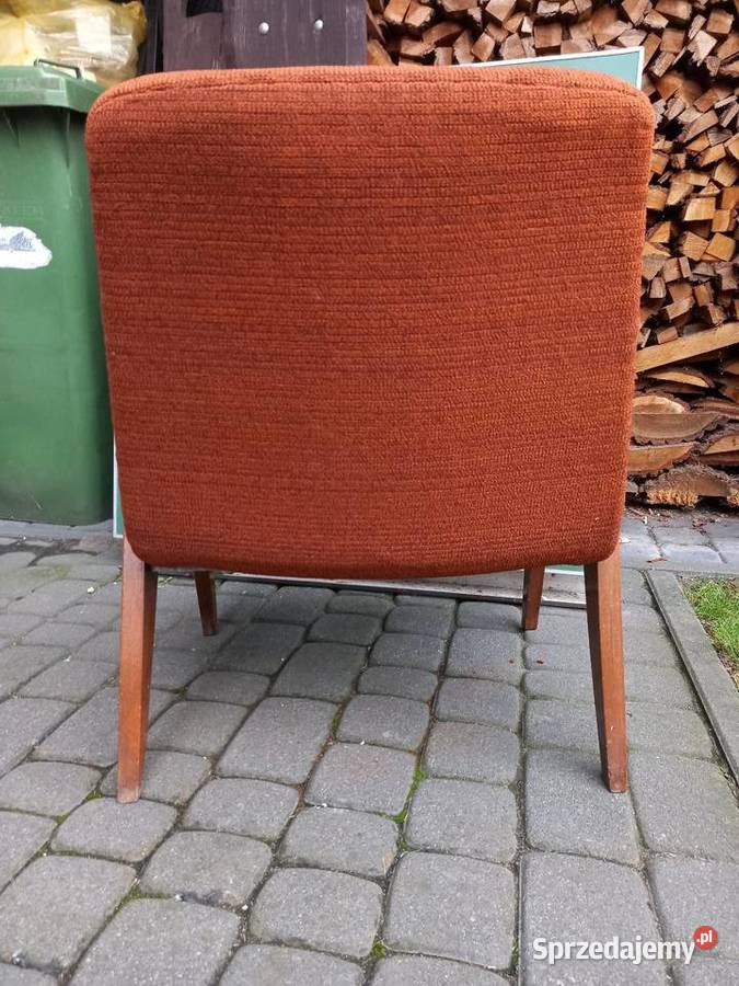 Stary fotel 366 Józefa Chierowskiego prl vintage Rawicz