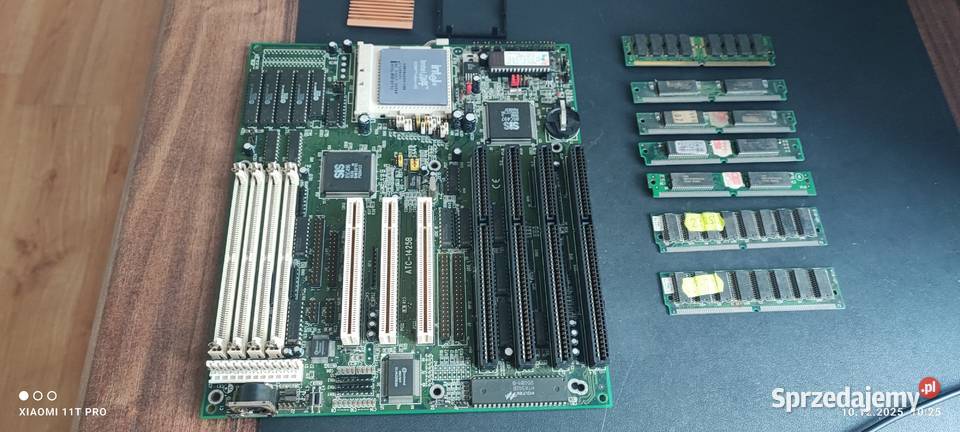 Płyta główna ATrend ATC 1425B procesorem i Chełmża