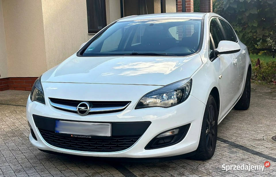 Opel Astra Opel Astra J 16i 116 MPI 5Drzwi Lift 1598cm3 Wrocław