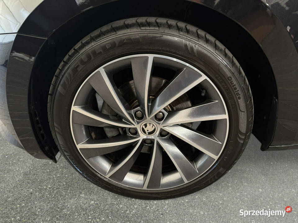 koda Superb Style 20TDI 190 DSG 4x4 2018 r salon centralny zamek Myślenice