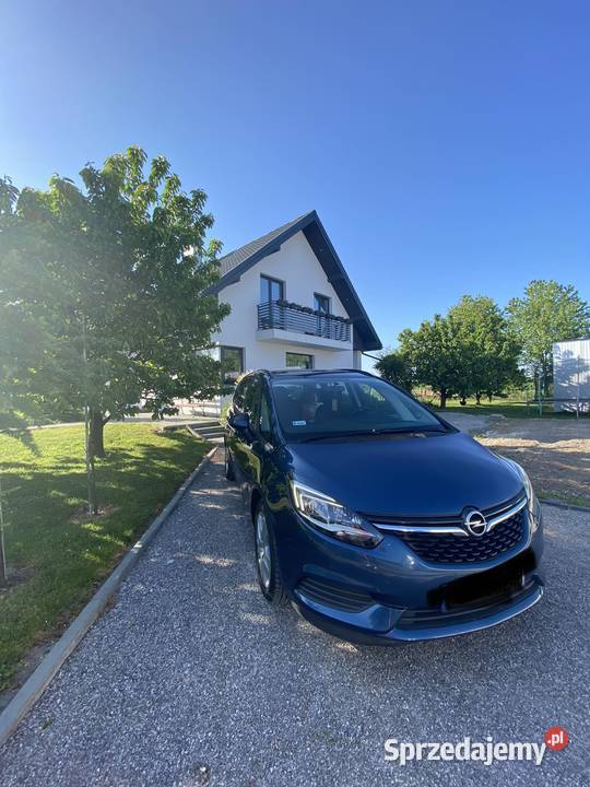 Opel Zafira 2017 manualna
