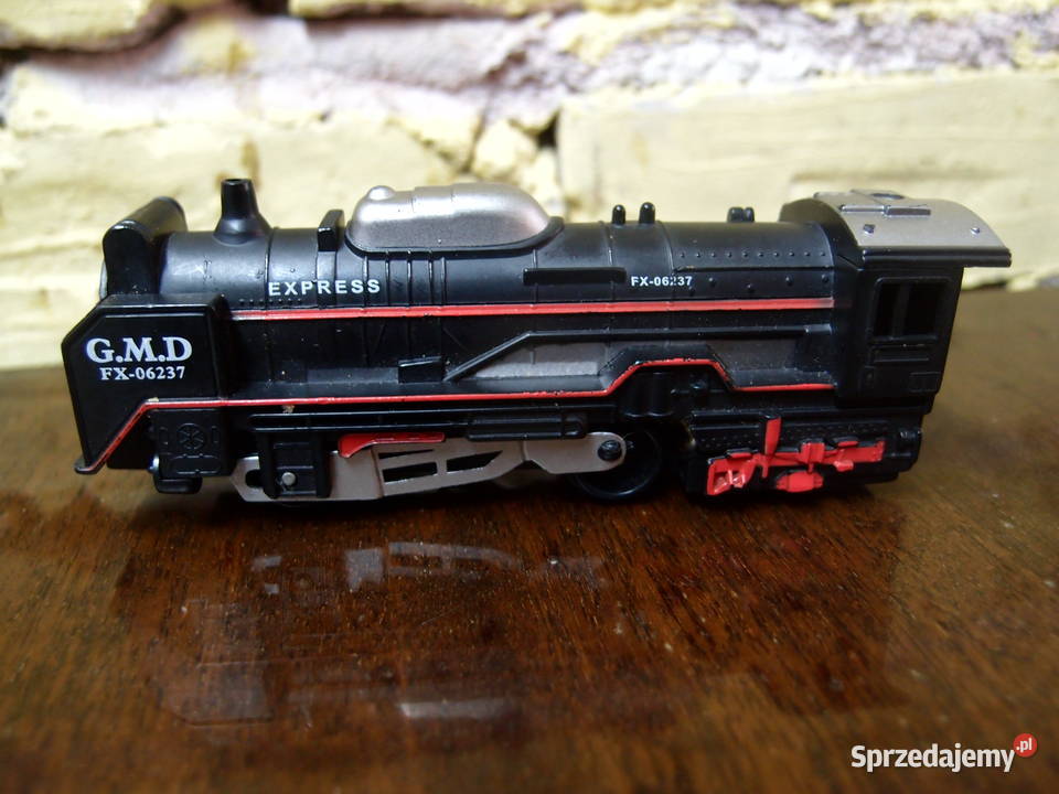 Kolejka elektryczna z trzema wagonami towarowymi Dla Dziecka Łódź