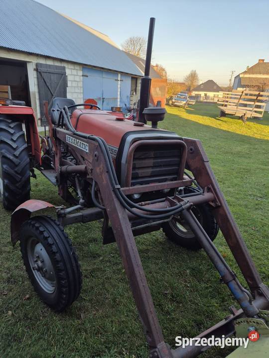 Massey Ferguson 255 Radom