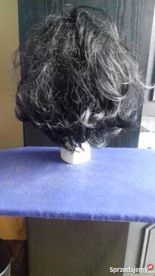 Peruka czarna