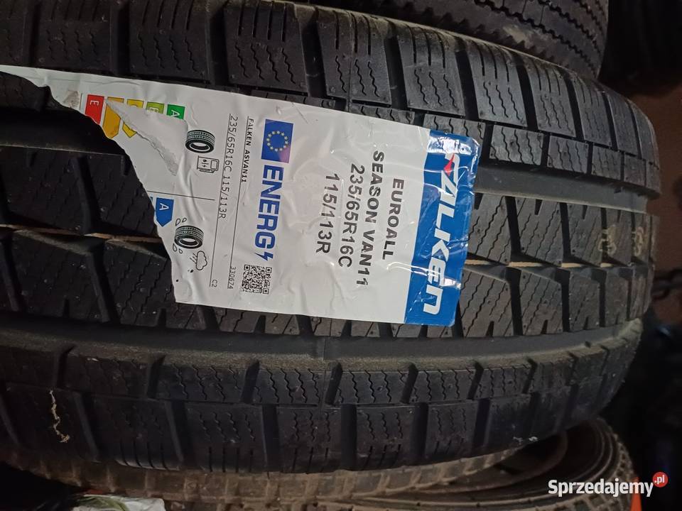 Opony zimowe Falken 2356516 C