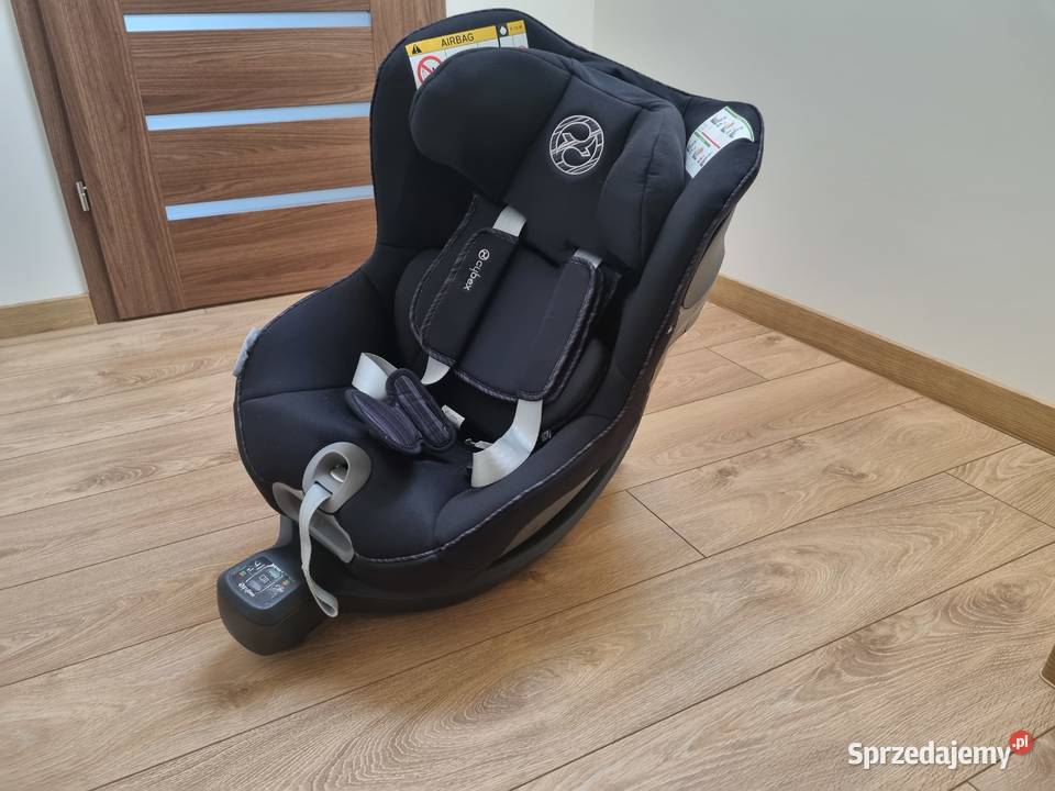 Fotelik samochodowy Cybex Siriona S Isize z bazą Pawłowice