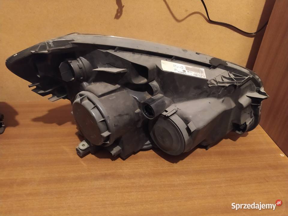 Lampy przednie qashqai uszkodzone łódzkie Mazew