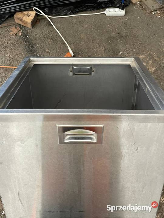 Pojemnik ze stali nierdzewnej Kozubszczyzna