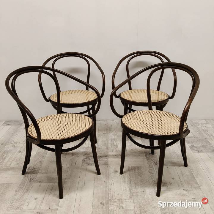 krzesło gięte Fameg model B09 siedzisko rattan Krzesła