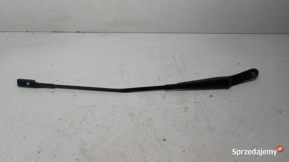 RAMIĘ WYCIERACZKI PRAWE AUDI A6 C7 A7 4G1955408B Przystajń