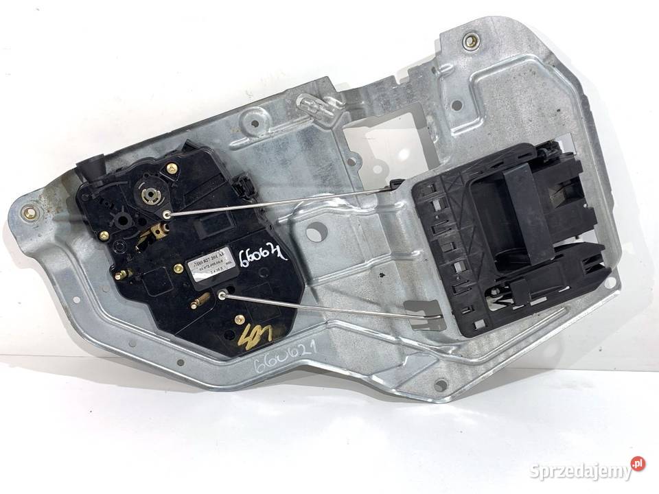 ZAMEK KLAPY TYŁ VW TRANSPORTER T5 Bus