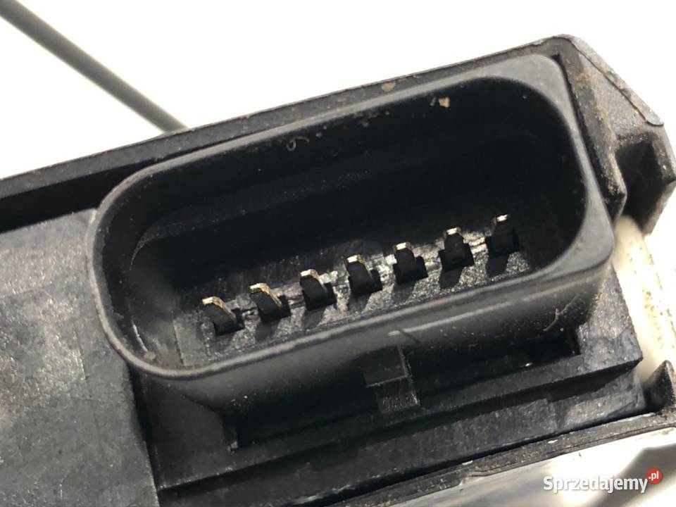 ZAMEK DRZWI PRAWY TYŁ CITROEN C4 PICASSO II osobowe