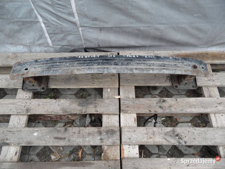 FORD FOCUS MK3 III 11r belka zderzaka tył sprzedam