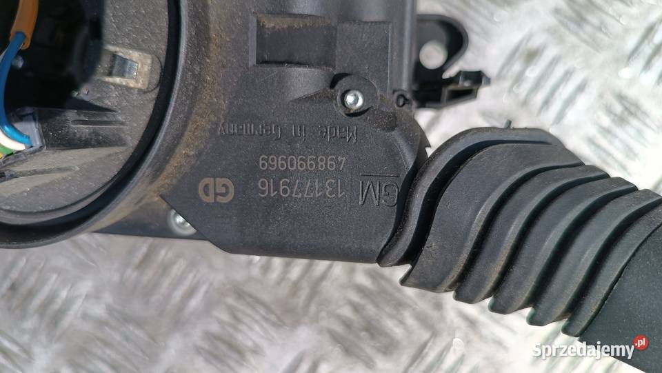 Przełącznik zespolony pająk Opel Zafira B Astra Radłów sprzedam