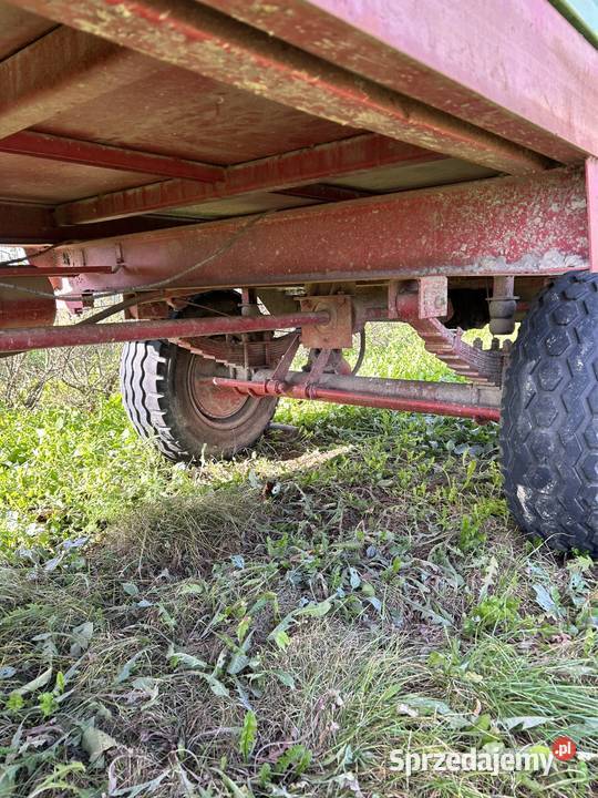 Rozrzutnik dwuosiowy przyczepa nie wywrotka