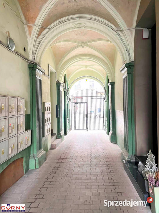 sprzedaży mieszkania Piotrków Trybunalski 697m2