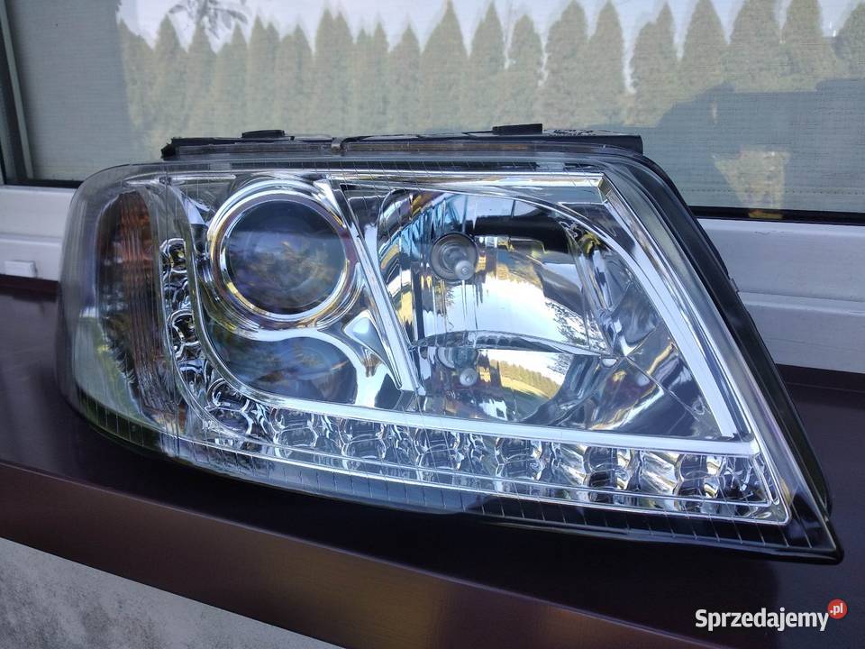 VW Passat B5 LIFT FL lampa przednia prawa Sieradz