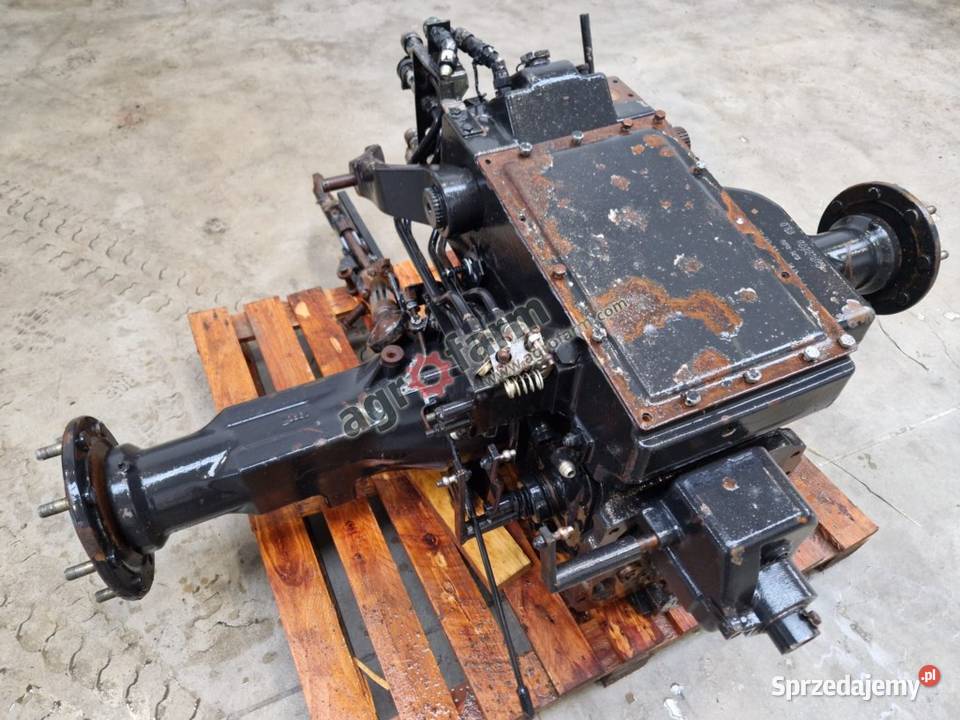 Tylny most Valtra Valmet 700