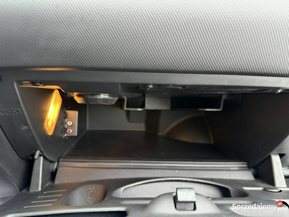 Peugeot 308 16i 120 PREMIUM Węgrów