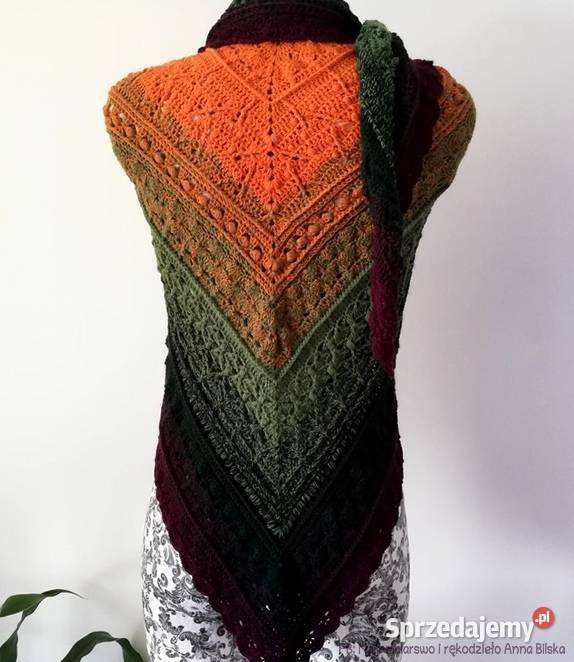 Chusta ombre w kolorach jesieni rękodzieło na
