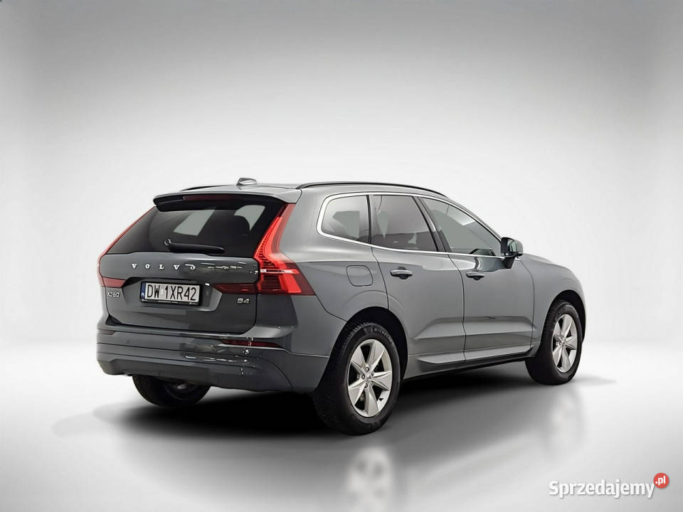 Volvo XC 60 B4 B Core aut Z Polskiego Salonu Warszawa sprzedam