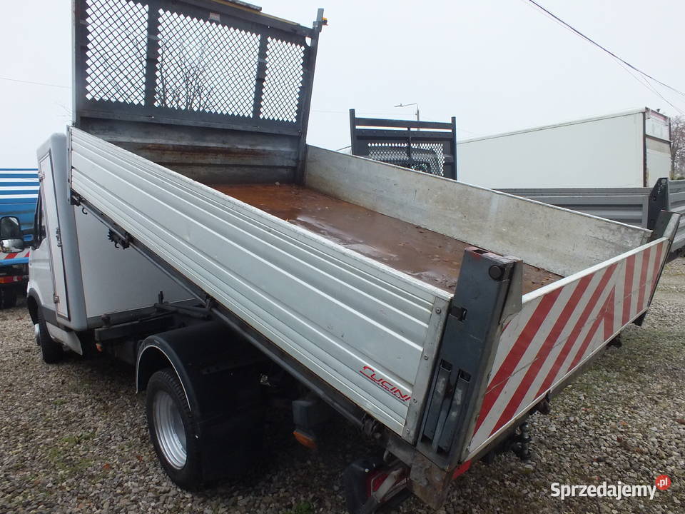 Iveco Daily 2010 r wywrotka Rok produkcji 2010 Iveco Wola Ducka