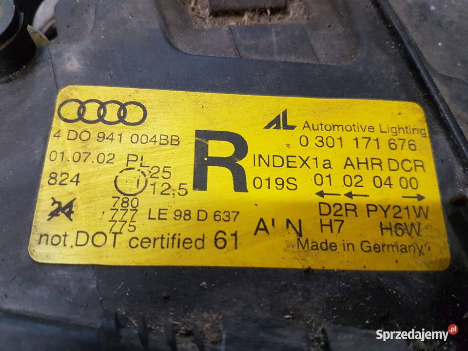 AUDI A8 D2 LIFT XENON PRAWY BI XENON REFLEKTOR