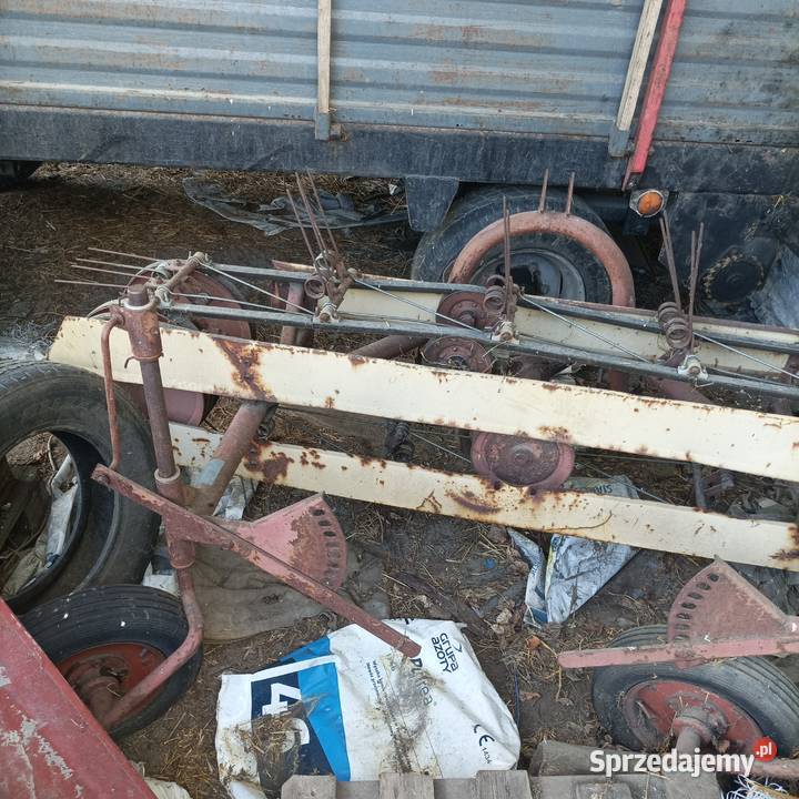 Sprzedam Zgrabiarka karuzelowa i Zgrabiarka Kruszyna