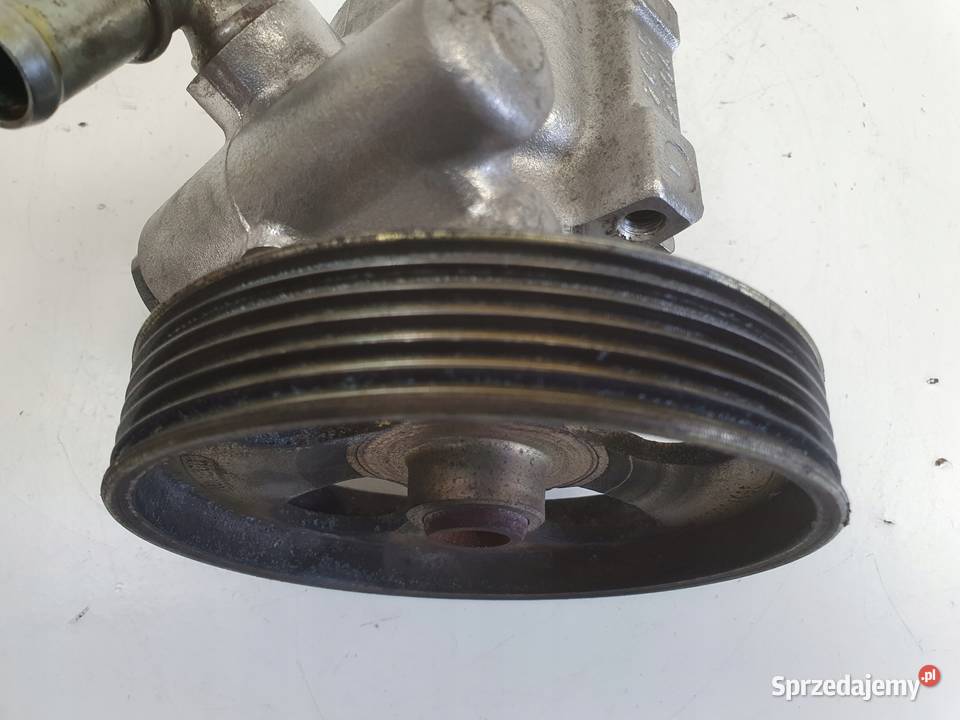 Peugeot 207 16 HDI POMPA WSPOMAGANIA